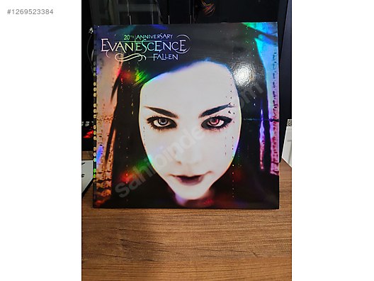 EVANESCENCE FALLEN 20TH ANNIVERSARY LIMITED DELUXE EDITION PLAK