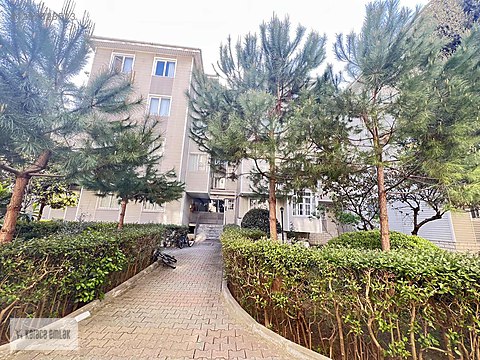 BANKACILAR 88 SİTESİNDE 106 M2, 3+1 EŞYALI TEMİZ...