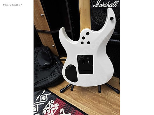 İkinci El ve Sıfır Alışveriş / Müzik / Müzik Aletleri / Telli Çalgılar / Gitar / Elektro