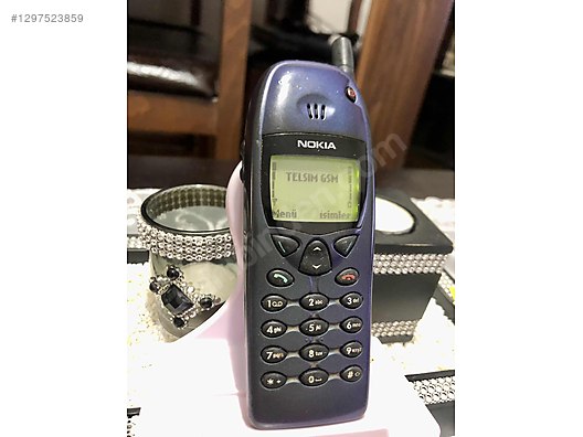 Lot 6 Nokia Vintage 6110 / 3210 / 3310 / 3410 – Pour Pièces Ou Déco