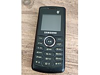 Samsung E2121B
