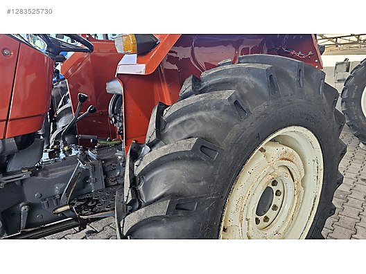 Machinery / Agricultural Machines / Tractors / New Holland / 54C