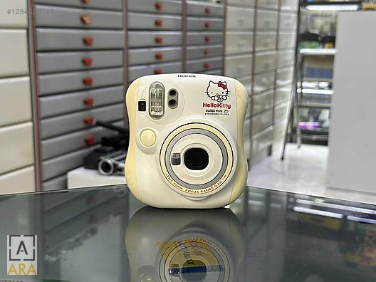 Instant Camera / Fujifilm instax mini 25 Hello Kitty