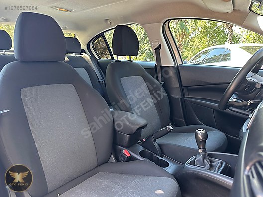 OTOFENİX 2021 FIAT EGEA 1.3 MJT EASY MANUEL 143.027 KM