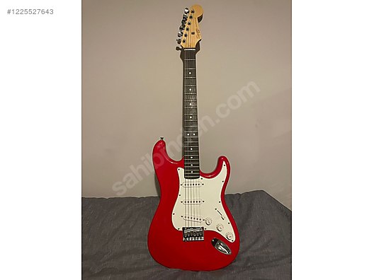 Squier Elektro Gitar