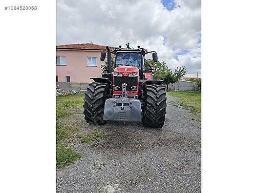 Machinery / Agricultural Machines / Tractors / Massey Ferguson / 8740 S