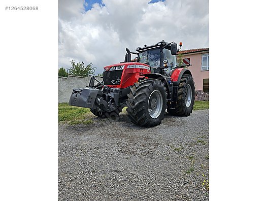 Machinery / Agricultural Machines / Tractors / Massey Ferguson / 8740 S