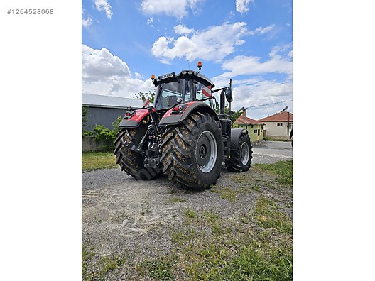 Machinery / Agricultural Machines / Tractors / Massey Ferguson / 8740 S