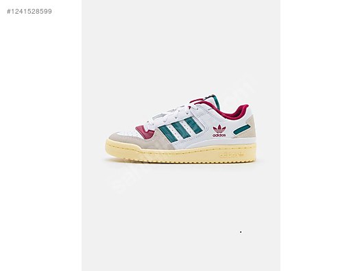 Used & Brand New Items / Clothing & Accessories / Men / Shoes / Sneakers & Sport