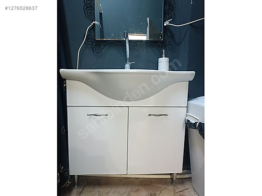 İkinci El ve Sıfır Alışveriş / Bahçe & Yapı Market / Yapı Malzemeleri / Banyo & Mutfak / Banyo Dolabı