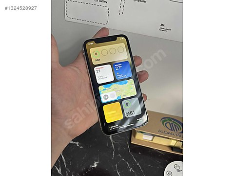 Apple / iPhone XR / Tertemiz nokta hatasız iPhone XR on sahibinden