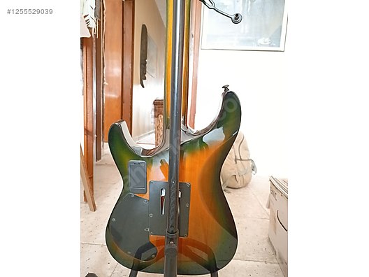 İkinci El ve Sıfır Alışveriş / Müzik / Müzik Aletleri / Telli Çalgılar / Gitar / Elektro