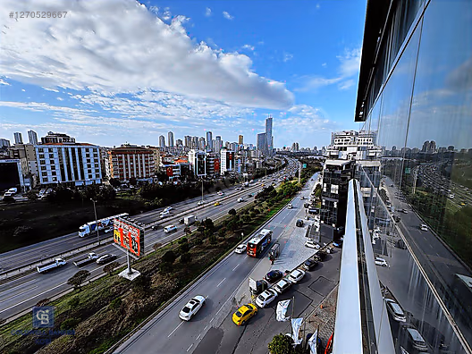 Ataşehir İFM'ye Komşu Şerifali'de Tem Cepheli Kiralık Ofis