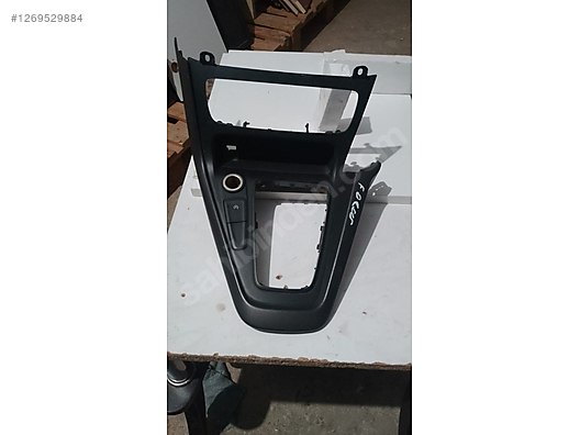 Ford Focus orta konsol vites çerçevesi ceplik çakmaklık - İlan ve