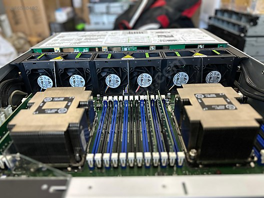 Fujitsu PRIMERGY RX2540 M4 2× Xeon Gold 6138 64GB RAM sahibinden