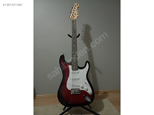 İkinci El ve Sıfır Alışveriş / Müzik / Müzik Aletleri / Telli Çalgılar / Gitar / Elektro