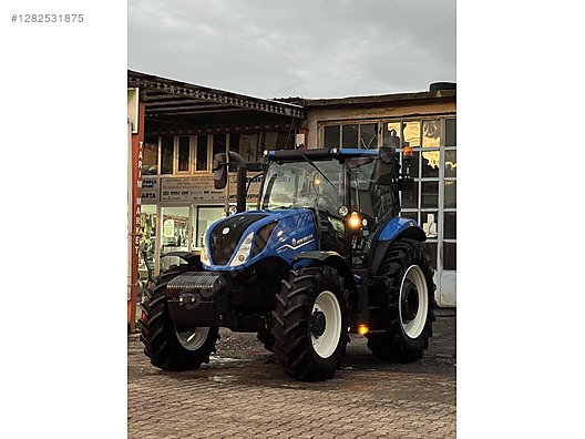 Machinery / Agricultural Machines / Tractors / New Holland / TR6.135S