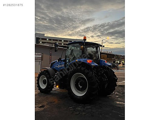 Machinery / Agricultural Machines / Tractors / New Holland / TR6.135S