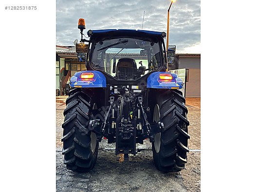 Machinery / Agricultural Machines / Tractors / New Holland / TR6.135S