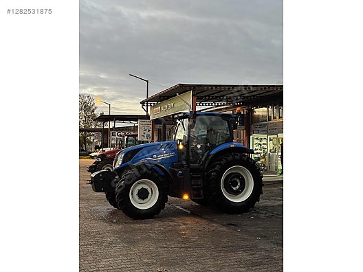 Machinery / Agricultural Machines / Tractors / New Holland / TR6.135S