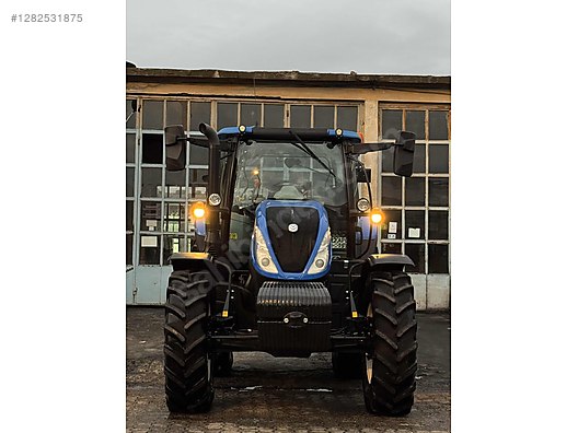 Machinery / Agricultural Machines / Tractors / New Holland / TR6.135S