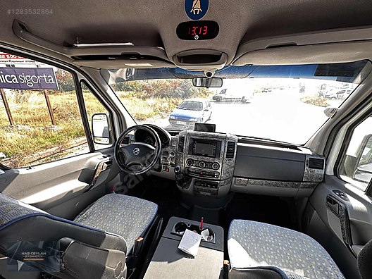 Beyaz Mercedes-Benz Sprinter