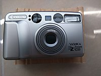 YASHICA,MAKARALI FOTOĞRAF MAKİNASI