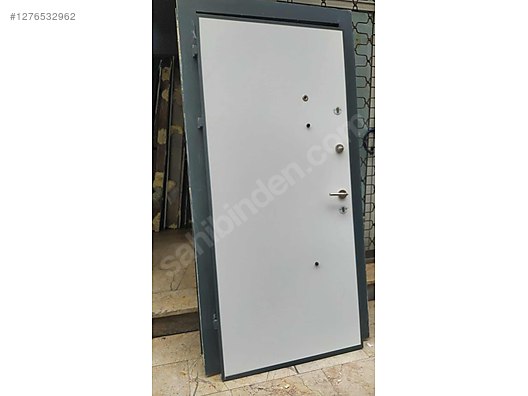 İkinci El ve Sıfır Alışveriş / Bahçe & Yapı Market / Yapı Malzemeleri / Kapı & Pencere / Çelik Kapı