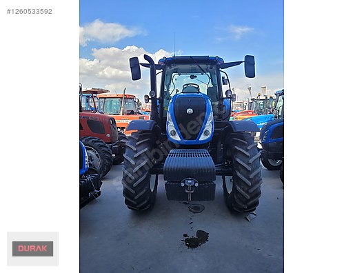 Machinery / Agricultural Machines / Tractors / New Holland / TR6.135S