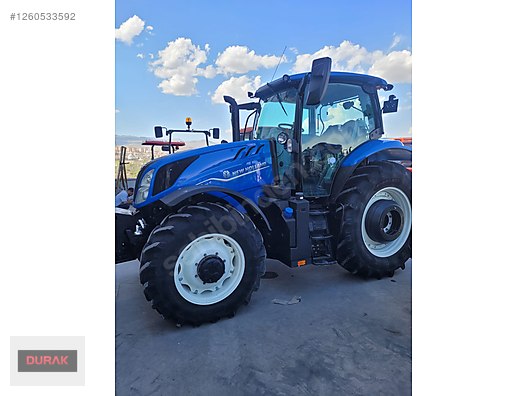 Machinery / Agricultural Machines / Tractors / New Holland / TR6.135S