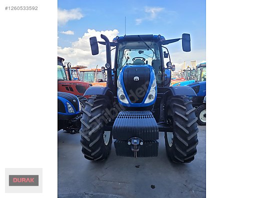 Machinery / Agricultural Machines / Tractors / New Holland / TR6.135S