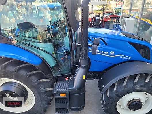 Machinery / Agricultural Machines / Tractors / New Holland / TR6.135S