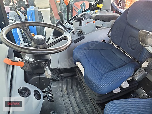 Machinery / Agricultural Machines / Tractors / New Holland / TR6.135S