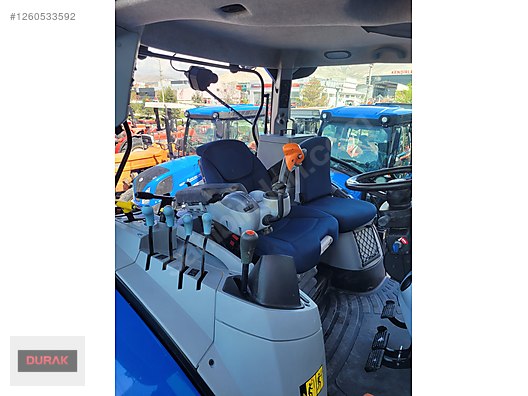 Machinery / Agricultural Machines / Tractors / New Holland / TR6.135S