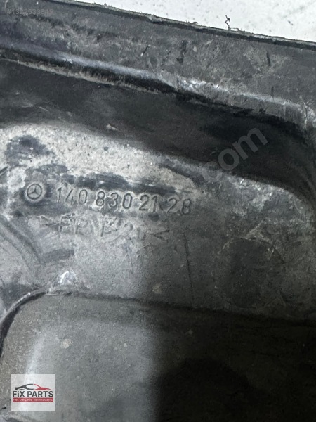 Mercedes S Ön Cam Izgarası