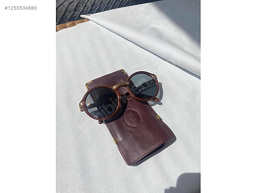 İkinci El ve Sıfır Alışveriş / Giyim & Aksesuar / Kadın / Aksesuar / Güneş Gözlüğü