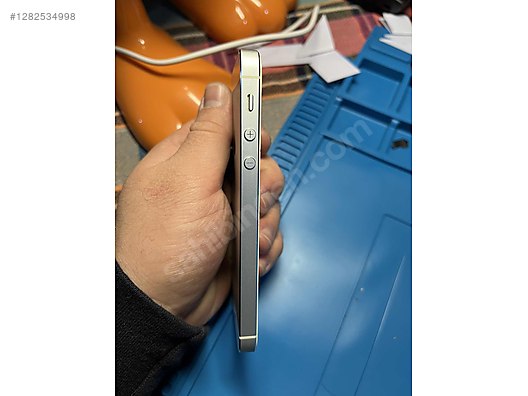 Used & Brand New Items / Cell Phones & Accessories / Cell Phones / Apple / iPhone 5S