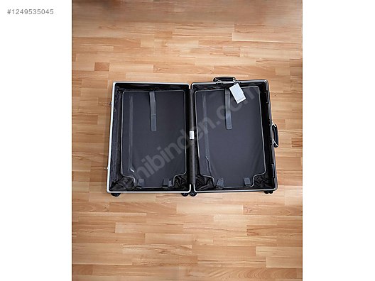 Used & Brand New Items / Clothing & Accessories / Suitcases & Luggage / Single