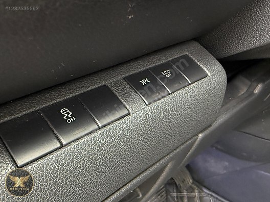 OTOFENİX 2015PEUGEOT 50081.6BlueHDIALLURE 7.KOLT. C.TAV151.505KM