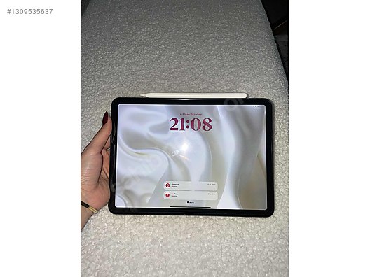 Apple / iPad Air 5 / SIFIR AYARINDA İPAD AİR 5.NESİL(M1)-APPLE
