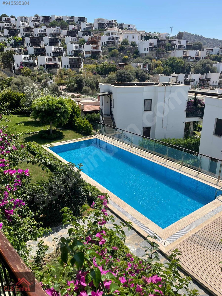 Bodrum Gümüşlük satılık elit sitede şık 2+1 daire Satılık Daire