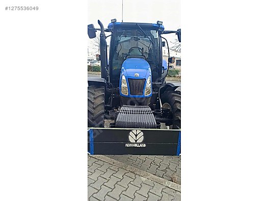 Machinery / Agricultural Machines / Tractors / New Holland / TR6.120