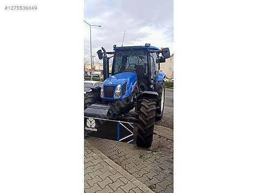 Machinery / Agricultural Machines / Tractors / New Holland / TR6.120