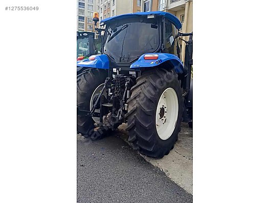 Machinery / Agricultural Machines / Tractors / New Holland / TR6.120