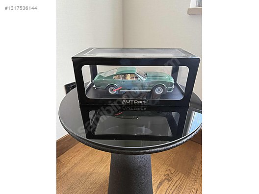Autoart Diecast Model 1:18 Aston Martin Araba - 1317536144