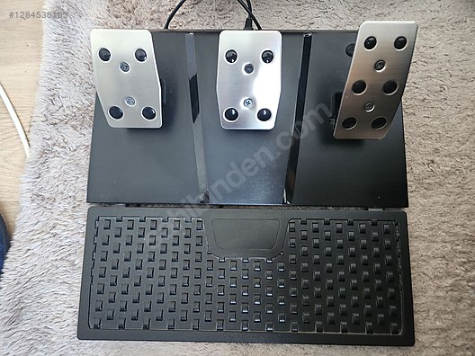 Used & Brand New Items / Gaming & Gamers Exclusive / Gaming Equipment / PC Game Racing Wheels