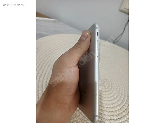 Used & Brand New Items / Cell Phones & Accessories / Cell Phones / Apple / iPhone 7