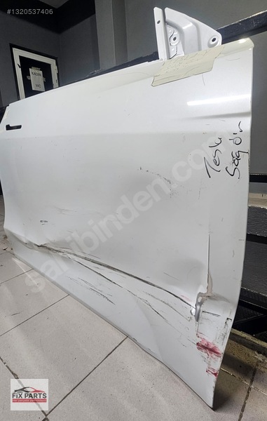 Tesla Model Y Kapı