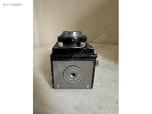 Medium Format / TLR (Twin Lens Reflex) / Meopta Flexaret VI