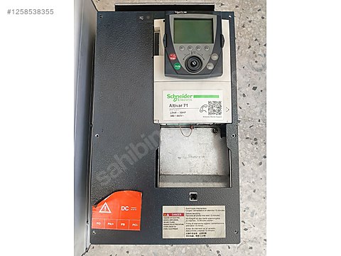 SCHNEİDER ATV71HD22N4 22 KW AĞIR ŞART HIZ KONTROL CİHAZI